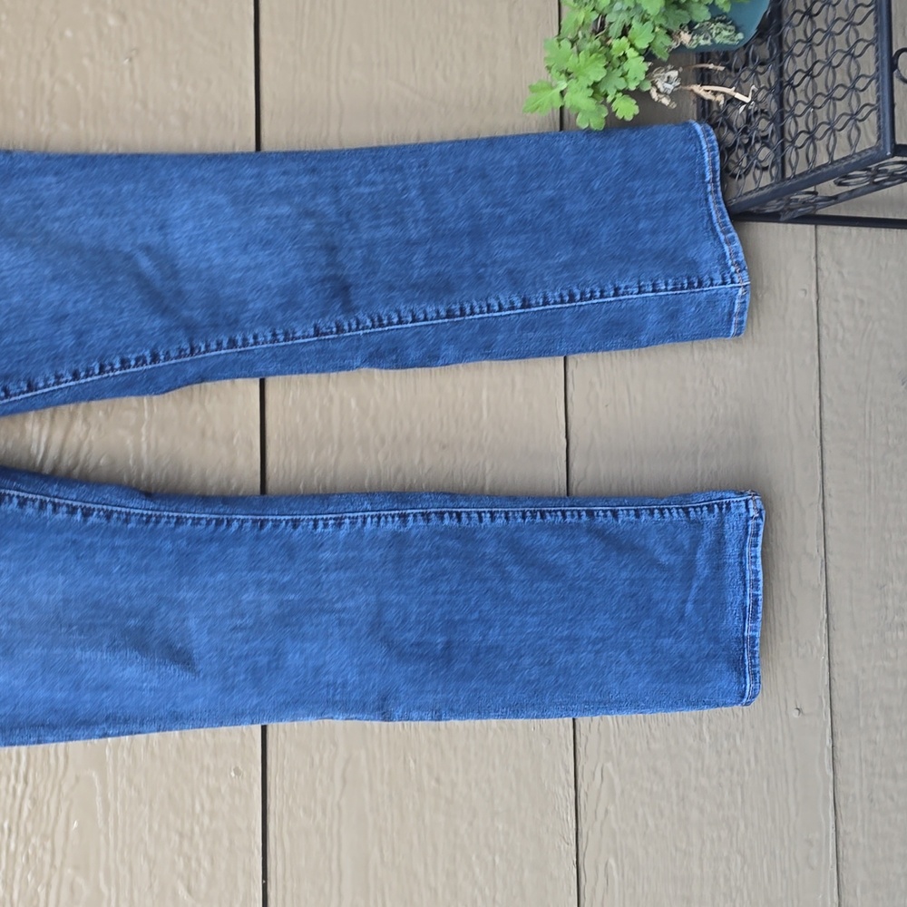 Lucky Brand sweet boot jeans 8/29r - Picture 9 of 16
